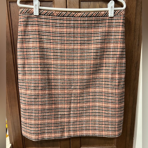 Talbots Plaid Check Wool Blend Skirt Size 8 Red Beige Mini A Line Lined Career - Picture 1 of 7